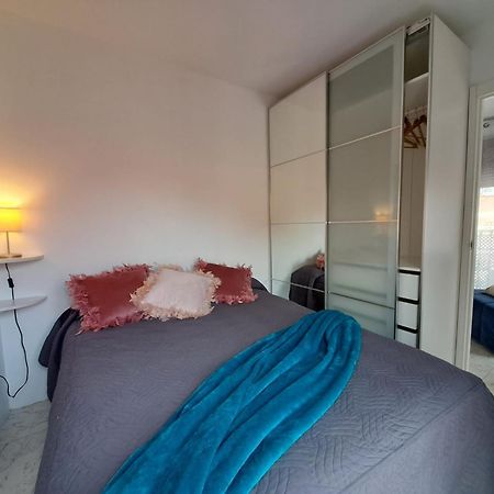 Apartamento La Doncella อัลกาลาเดเอนาเรส ภายนอก รูปภาพ