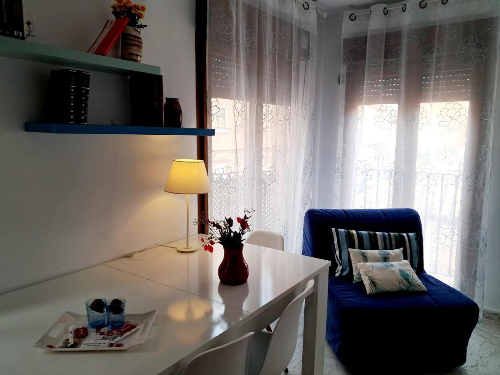 Apartamento La Doncella อัลกาลาเดเอนาเรส ภายนอก รูปภาพ