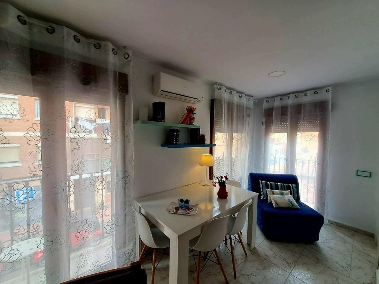 Apartamento La Doncella อัลกาลาเดเอนาเรส ภายนอก รูปภาพ